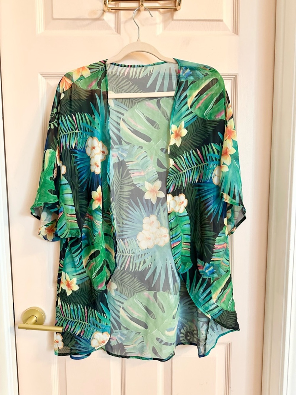 Tropical print kimono